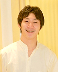 歯科医師 前川 翔吾